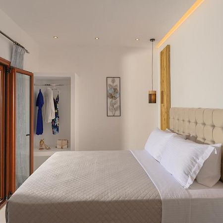 Auster House Santorini Apartment Kamári Екстериор снимка